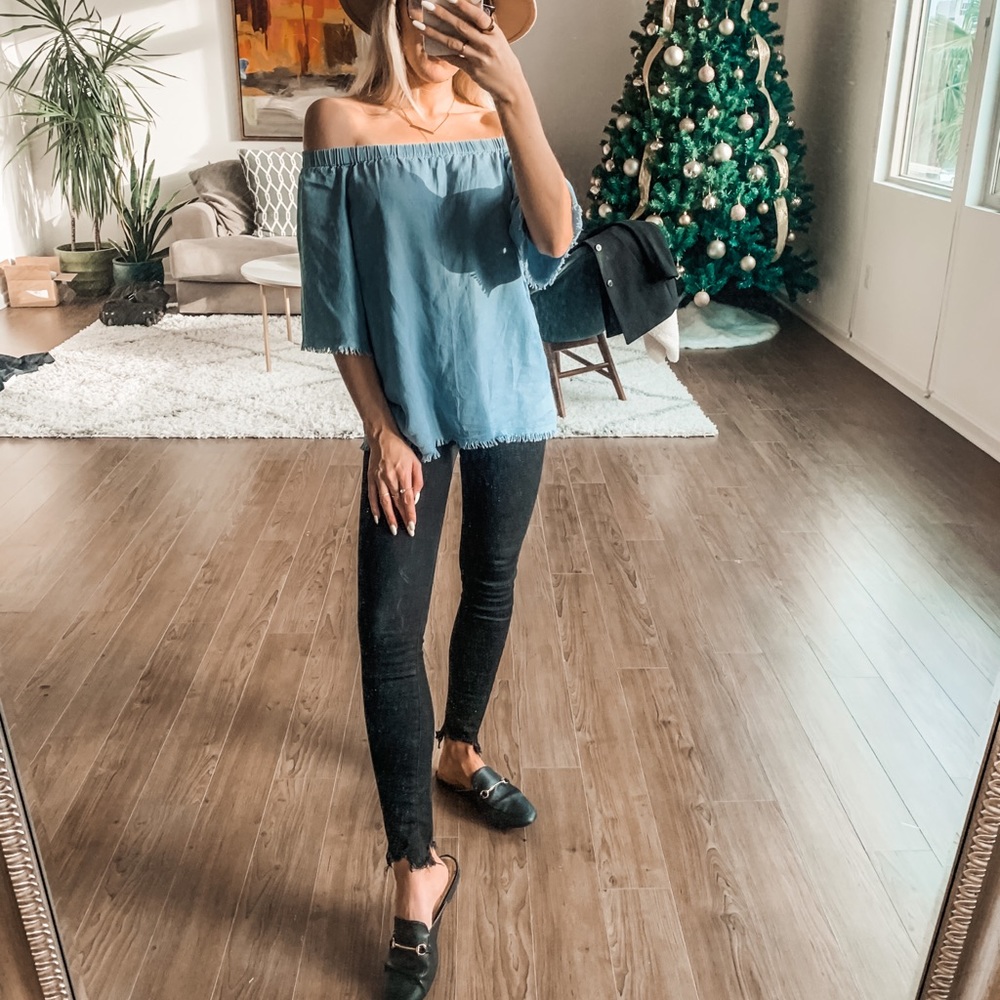 Melrose and Market Off the Shoulder Blue Top XS